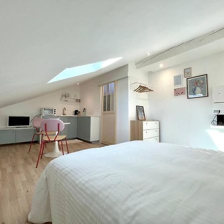 Studio Jade : Charmant Logement Place Clemenceau Leilighet Pau Eksteriør bilde