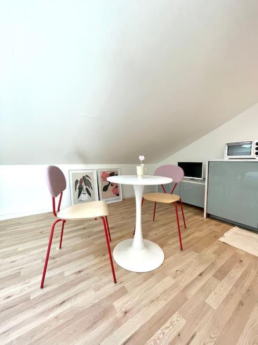 Studio Jade : Charmant Logement Place Clemenceau Leilighet Pau Eksteriør bilde