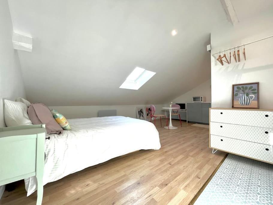Studio Jade : Charmant Logement Place Clemenceau Leilighet Pau Eksteriør bilde